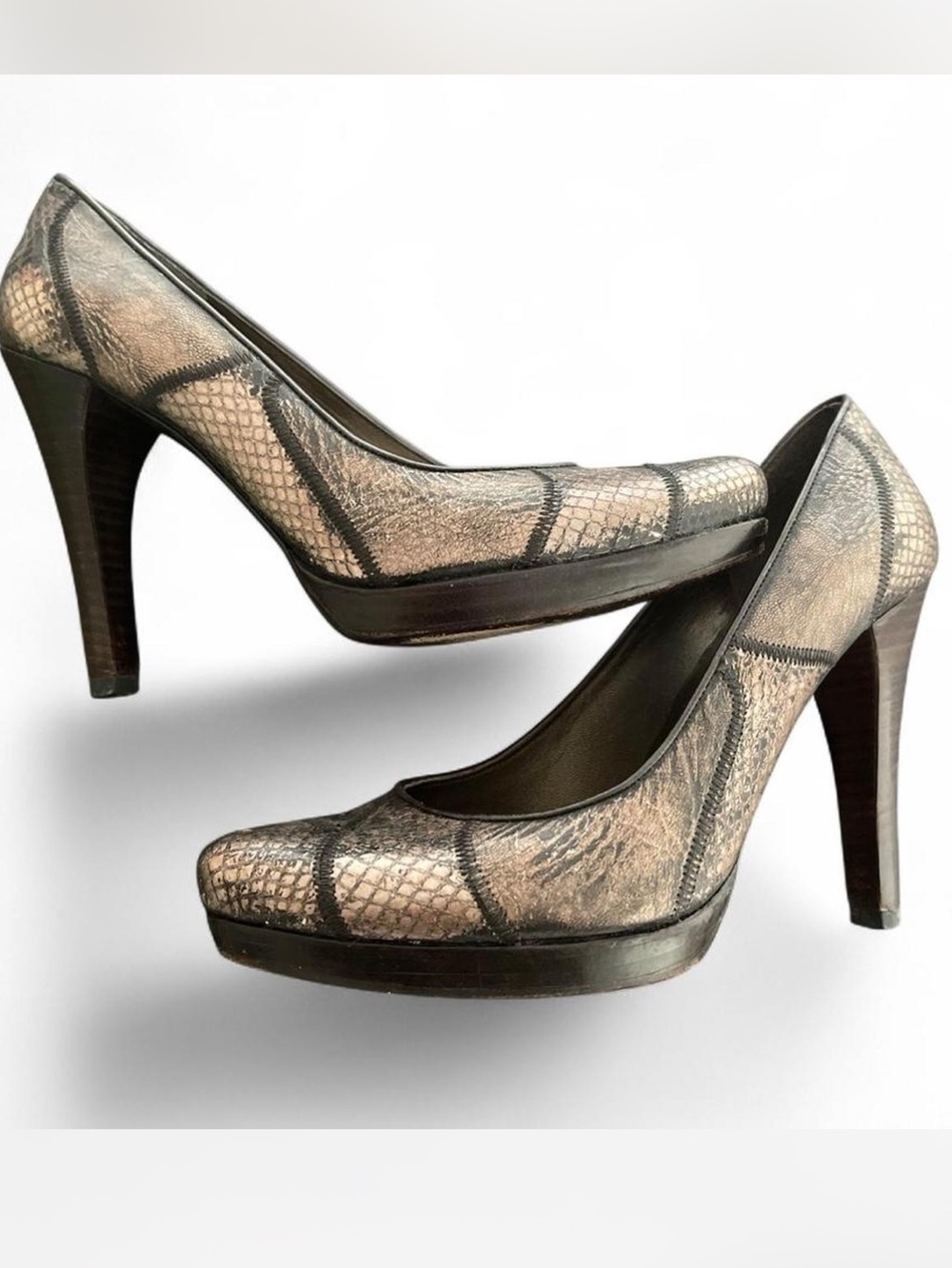 Stuart Weitzman pumps heels